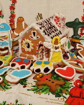 Пряничный домик и имбирные пряники