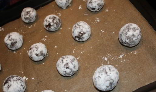 шоколадные пряники с трещинками