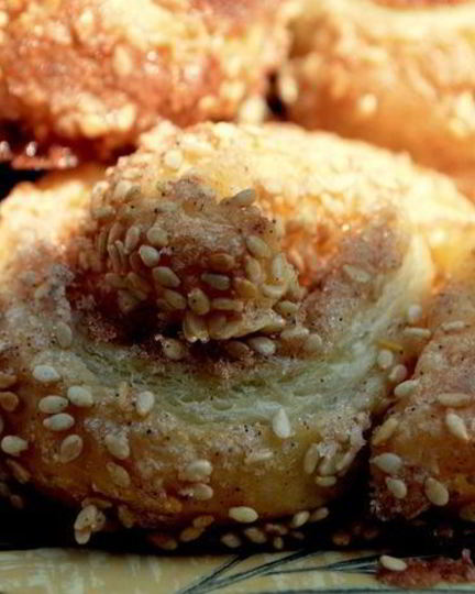 Рецепт рулетики с золотистым кунжутом