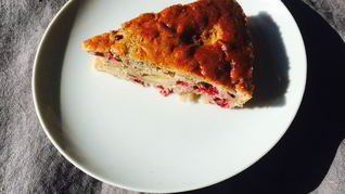 Шарлотка на кефире