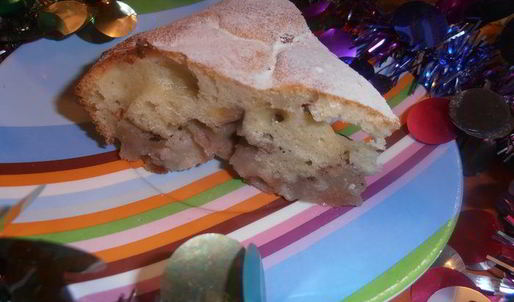 ореховая шарлотка на сгущенке