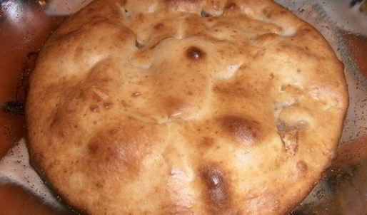 ореховая шарлотка на сгущенке