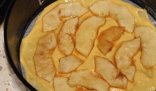 пирог карамельная шарлотка