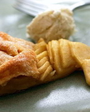 Пирог Шарлотка с яблоками