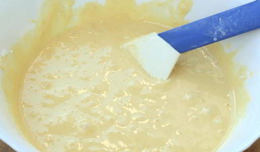 шарлотка с айвой