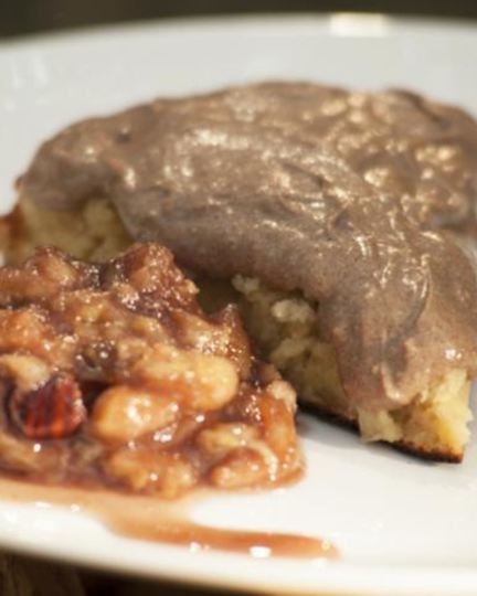 Рецепт шарлотки с джемом и сливочным кремом