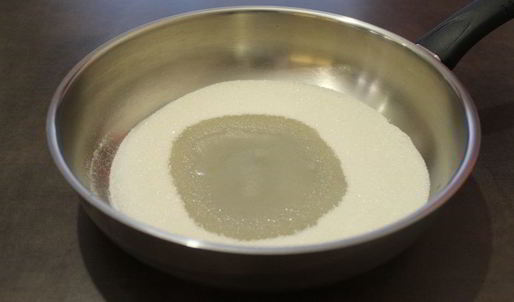 шарлотка с карамелизованными апельсинами