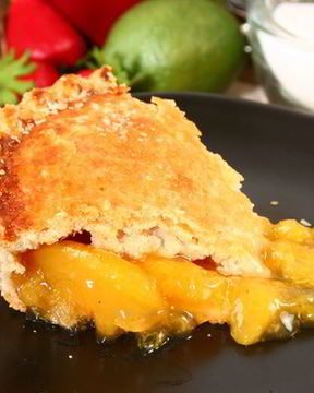 Шарлотка с яблоками и персиками