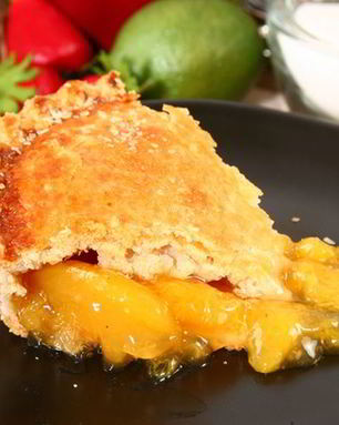 Шарлотка с яблоками и персиками