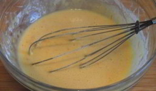 шарлотка с яблоками с коньяком