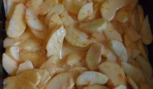 шарлотка с яблоками с коньяком