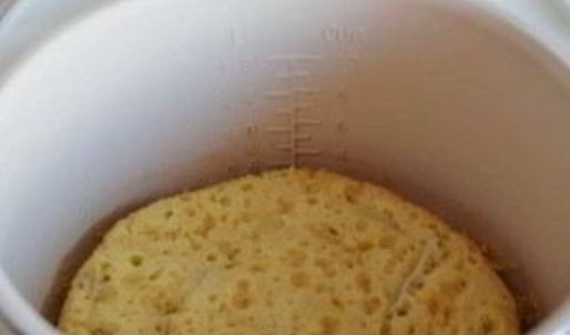 шарлотка с яблоками в скороварке