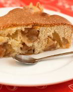 Шарлотка с яблоками