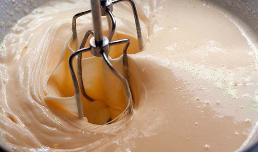 шарлотка с яблоками