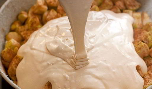 шарлотка с яблоками