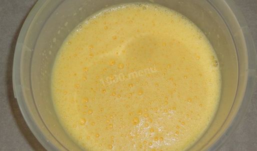 шарлотка со сливами