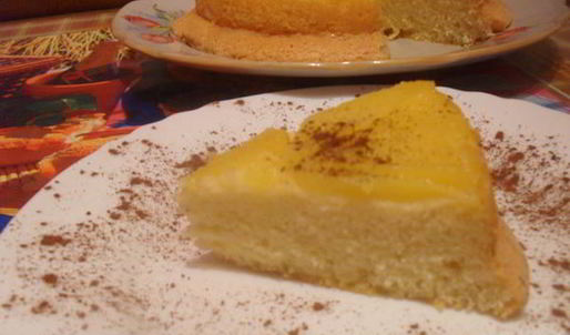 шарлотка со свежим ананасом