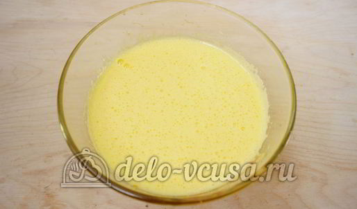 шарлотка со взбитыми сливками