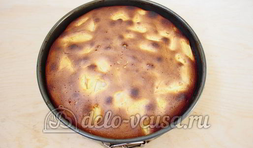 шарлотка со взбитыми сливками