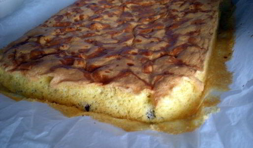 вишневая шарлотка