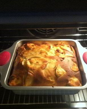 Яблочно-грушевая шарлотка