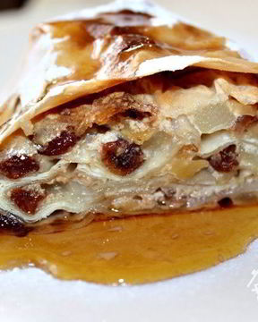 Грушево-творожный штрудель