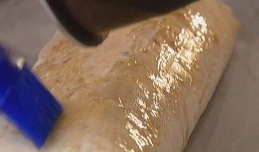 легкий штрудель с вишней и миндалем