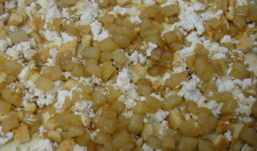 штрудель грушевый с творогом из слоёного теста