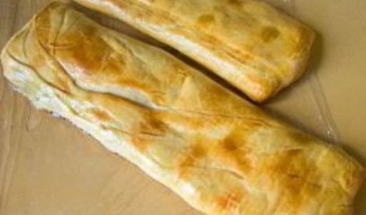 штрудель из творожного теста с вишневой начинкой