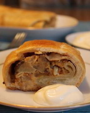 Штрудель с грушами и сыроежками