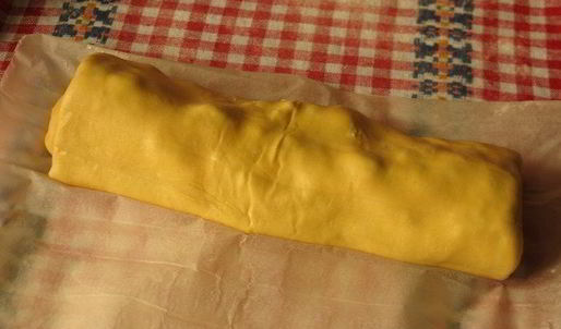 штрудель с крабовыми палочками