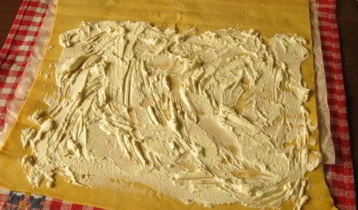 штрудель с крабовыми палочками