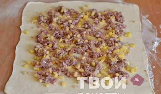 штрудель с мясом
