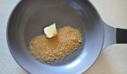 штрудель с творогом, малиной и грушей