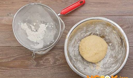 штрудель с вишней