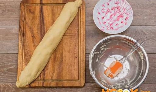 штрудель с вишней