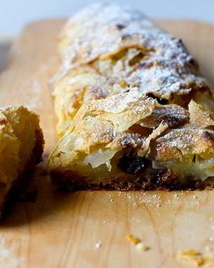 Штрудель с яблоком