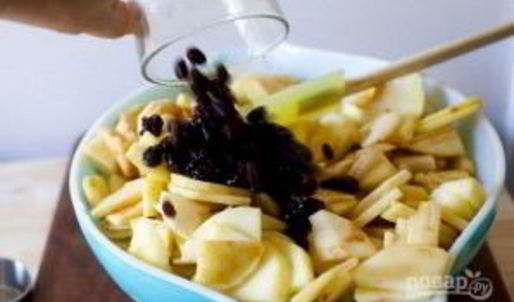 штрудель с яблоком