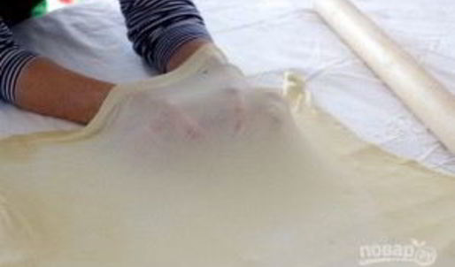 штрудель с яблоком