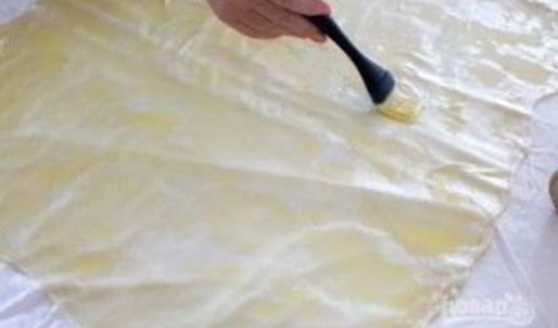 штрудель с яблоком