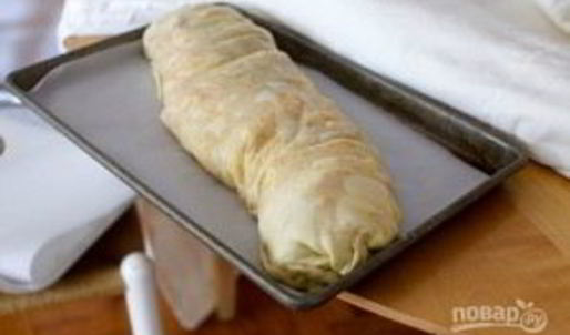 штрудель с яблоком