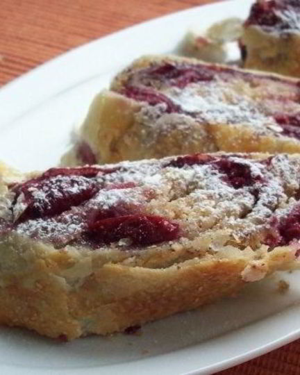 Рецепт вишневого штруделя