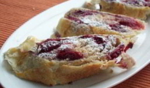 вишневый штрудель