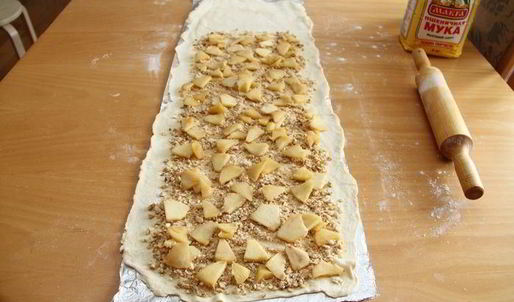 яблочно-вишневый штрудель