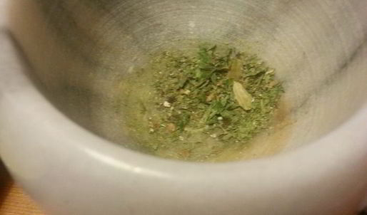 яблочный штрудель с мятой и кардамоном