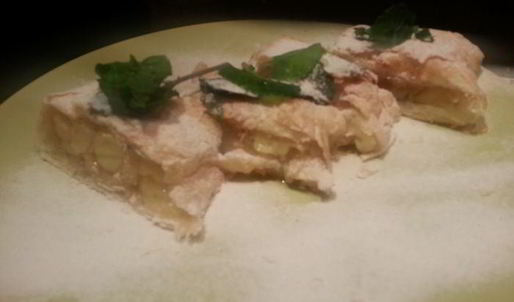 яблочный штрудель с мятой и кардамоном