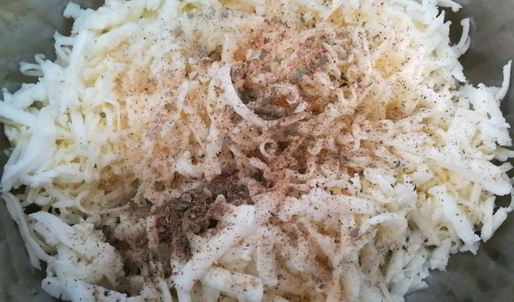 слоеные конвертики с сыром