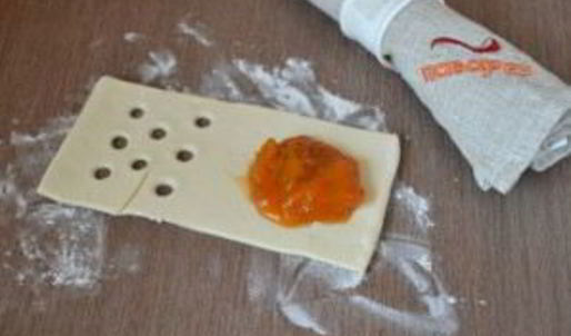 слойки из бездрожжевого теста