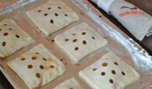 слойки из бездрожжевого теста