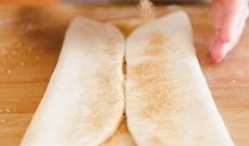 слойки из слоеного теста с сахаром